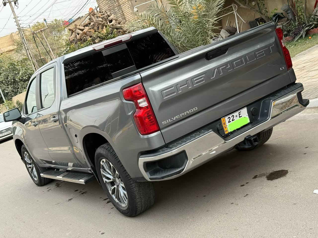 شوفرليت سلفادور LT   موديل 2020 وارد  حادثه سطحي بنيد وبدايه الجاملع الأمامي بدون أيرباك السياره نظيفه  جدا  بدون بارد وبدون شخوط وعلى أيد وحده  وبدون أي نقص  كير ومكينه بشرط وترايك أي مكان يعجبك شرط  رقم اربيل بأسمي وشرط  تحويل ثاني يوم محرك 8 سلندر 5300 المرغوب  ومعروف المواصفات مالتها  ماشيه 109 الف كيلو متر مكان السيارة بغداد الكرخ السعر 253 ومجال للشراي
***********
