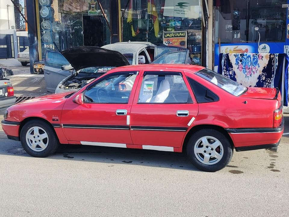 سلام عليكم للبيع أوبل فكترا موديل 1991رقم كركوك دولي دفتر بانزين بسمي سنويه لغايه 2030حجم 18 كير اوتماتيك كير محرك بشرط لا صرف لا بخار السياره بدون صبغ فقط بونيت و هلالات صبغ صبغها بلادي تايرات جديد صدر جديد كهربائيات كلها بشرط  ويلاه كروم بلادي سعر47وبي مجال بصيط عنوان كركوك رقم الهاتف***********
