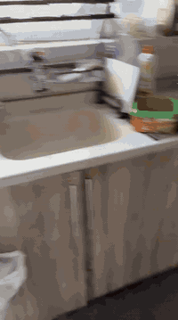 هةر جةندة فيدؤكةي جوان نةكيراوة مواد سةراية دةركاي دار ناو ئةلةمليؤم  تةباغو مورةشح فرني لةكةلة  بنةكي 5دةركاي زبادي لةكةلة وةك مةخزةن بة كار دئت لة هةولىرة  هةر بةرىزةك مشتةرية. بةيوةندي بكات وةتس ىاب فايبةر كؤرك *********** سةري كامل مةرمةرة  هةمووي موادي توركية هةيكةل ئةلةملؤم دةركاي داري بالإن برىس
