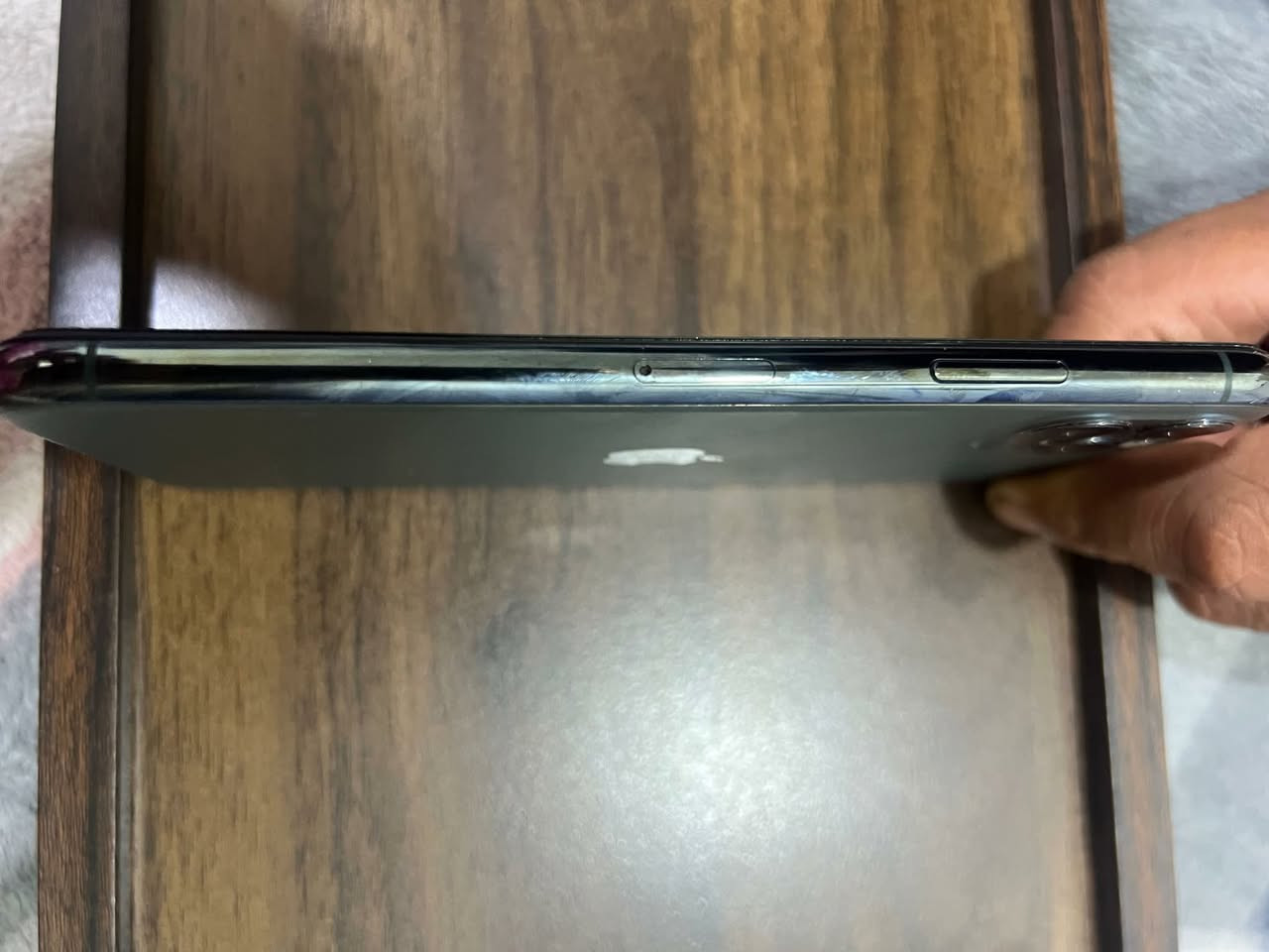 سلام عليكم ايفون 11 برو ماكس ذاكره 256 بطاريه 84 بلاديه جهاز مبدل شاشه تفصيخ اصليه جهاز نضيف امريكي وجاهز سعره 275 وبي مجال بسيط مكاني بابل الحمزه الغربي 
للاتصال ***********

