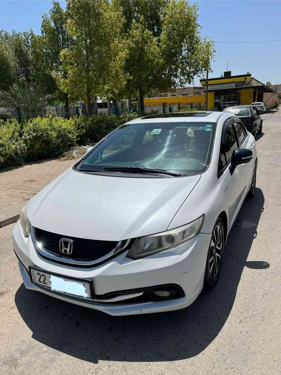 هوندا سيفيك ٢٠١٣ خليجي للبيع
محرك ١٨٠٠ 
گير atf ميكانيك
سلايد
تبريد وتدفئة
جام كهرباء
سنترلوك
ويل كب
ماشية ١٨٠ الف كيلومتر
السيارة موضحة امامكم بالصور والفيديوهات
بيها باب السايق صبغ
السعر 10700$
للاتصال ***********
الجناي واللي يريد يشتري يتصل الف هلا بي
اللي معاجبه السعر ليفكر يتصل نهائيا
