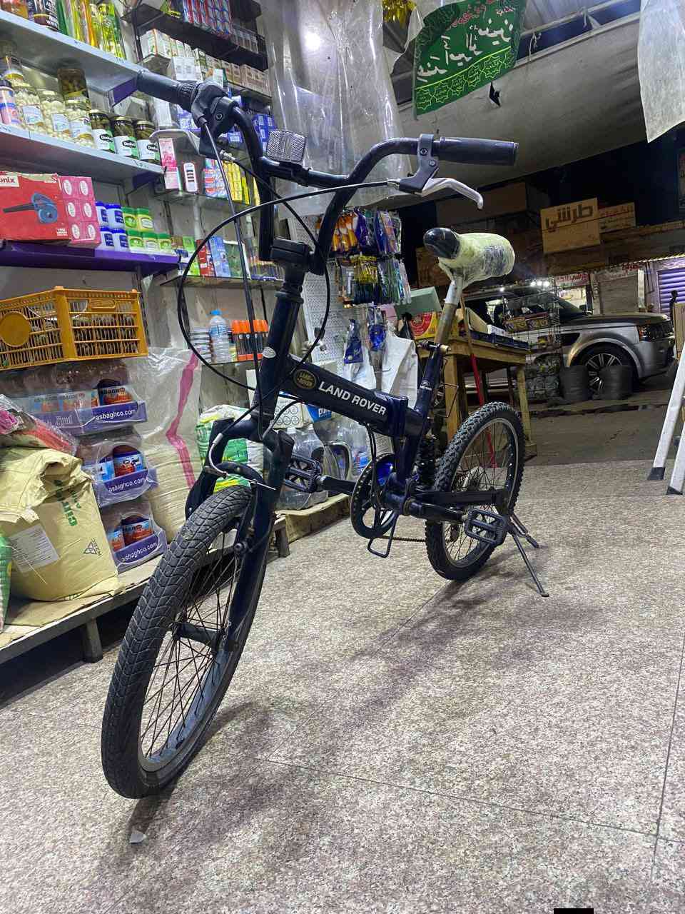 الأسم: LAND ROVER
الصنع: ياباني
        ~|~
لون (نيلي)
 عقرب ٦ سرع
تايرات أصليات
نضيف كلش 
مكاني: بغداد (الكاظمية أو الدولعي)
تواصل واتساب:***********
ملاحظة: لا يوجد توصيل/تم تبديل السرج الى ياباني 
السعر: بالخاص
