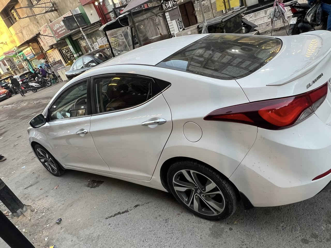 سلام عليكم للبيع النتراء 15 خليجي فول مواصفات عده البصمه بيها طخه بل جاملغ الخلفي سياره مال بيت جانت مضمومه ماشيه 69 سياره بسمي تحويل ثاني يوم السعر 128وبيها مجال العنوان الاعظمية شراي يتصل ***********
