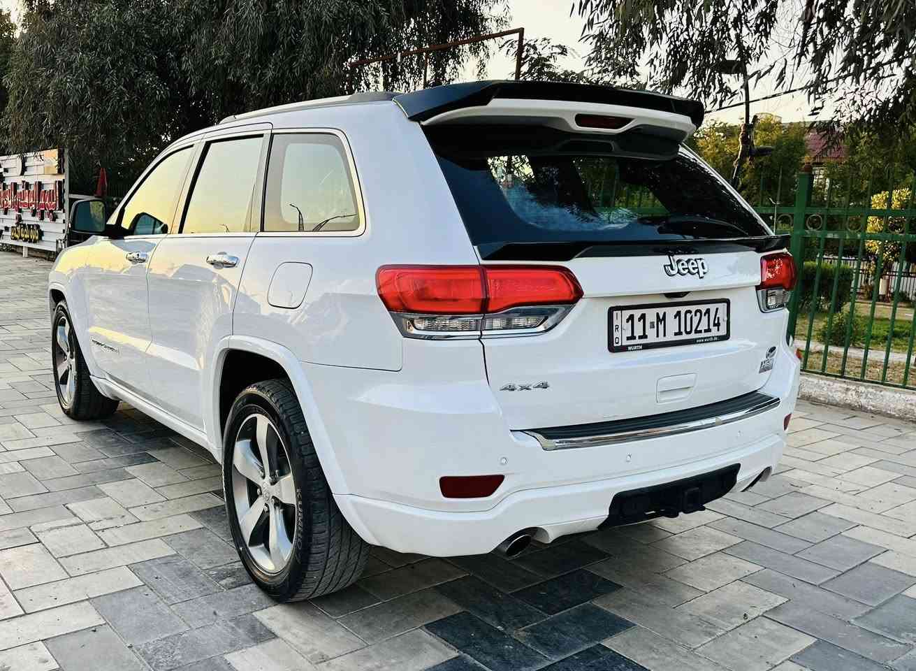 السلام عليكم للبيع جيب اوفرلاند فول مواصفات

موديل 2014 محرك هيمي 8 سلندر السيارة ماشية 88

المواصفات

بنوراما 

جكات تصعد وتنزل

جنطة كهرباء 

فور ويل

استيرن كهرباء 

كشنات تبريد تدفأة

كير طيارة 

شاشة جبيرة كامرة دوارة

السيارة جديدة وارد امريكي الحادث جاملغ مبدل بلادي نفس الون بدون صبغ ونص البنيد صبغ واضح بلسونر ولباقي كفالة السعر 190 رقم الهاتف ***********
