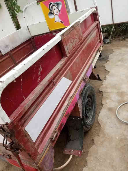 السلام عليكم ستوته للبيع موديل 15 مكينه 20 اوراق مقفوله السعر السعر 1500 بيها مجال   الشراي ينتصر 
***********
