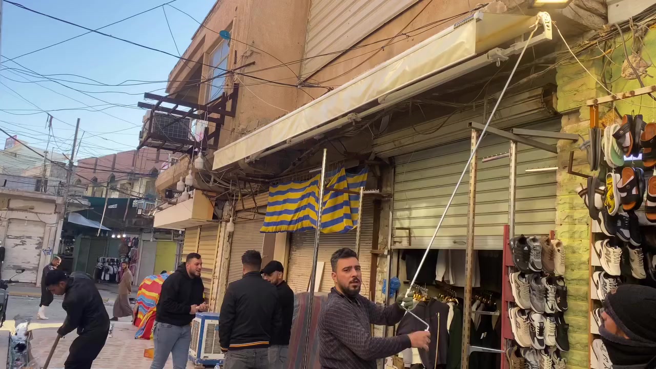 مظلات متحركه
تركي المنشاء
مع ضمان ٣ سنوات 
مقاومه للشمس والمطر 
كافه الألوان متوفره لدينا
للمحلات والحداىق 
***********
 *********** واتساب
