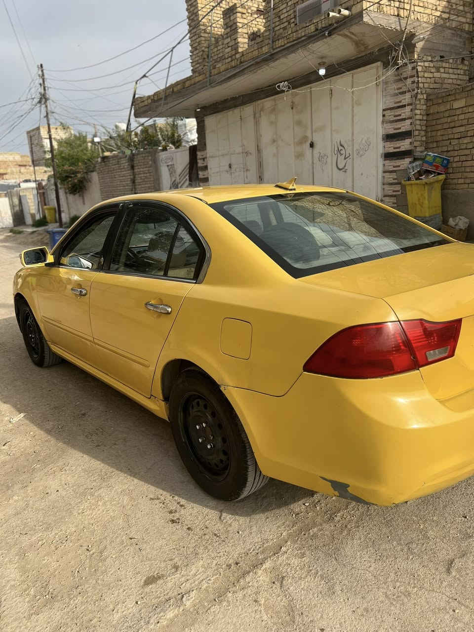 سلام عليكم
اوبتما  ٢٠٠٩ رقم بغداد 

وارد امريكي حادثه بامريكا خشم الجاملغ وشويه من البنيد وبلعراق بيهه طخات بسيطه 

وبيهه خياس قليل بل برانكين 

حداديه الكدام شويه بيهه ضعف 

كير مكينه مكفولات 

سنويه بسمي لغايت ٢٠٢٩مشروع وطني 

سياره عوزه ترتيب قليل السعر ٨٢وبيه مجال قليل
مكان ناصريه شطره
***********
