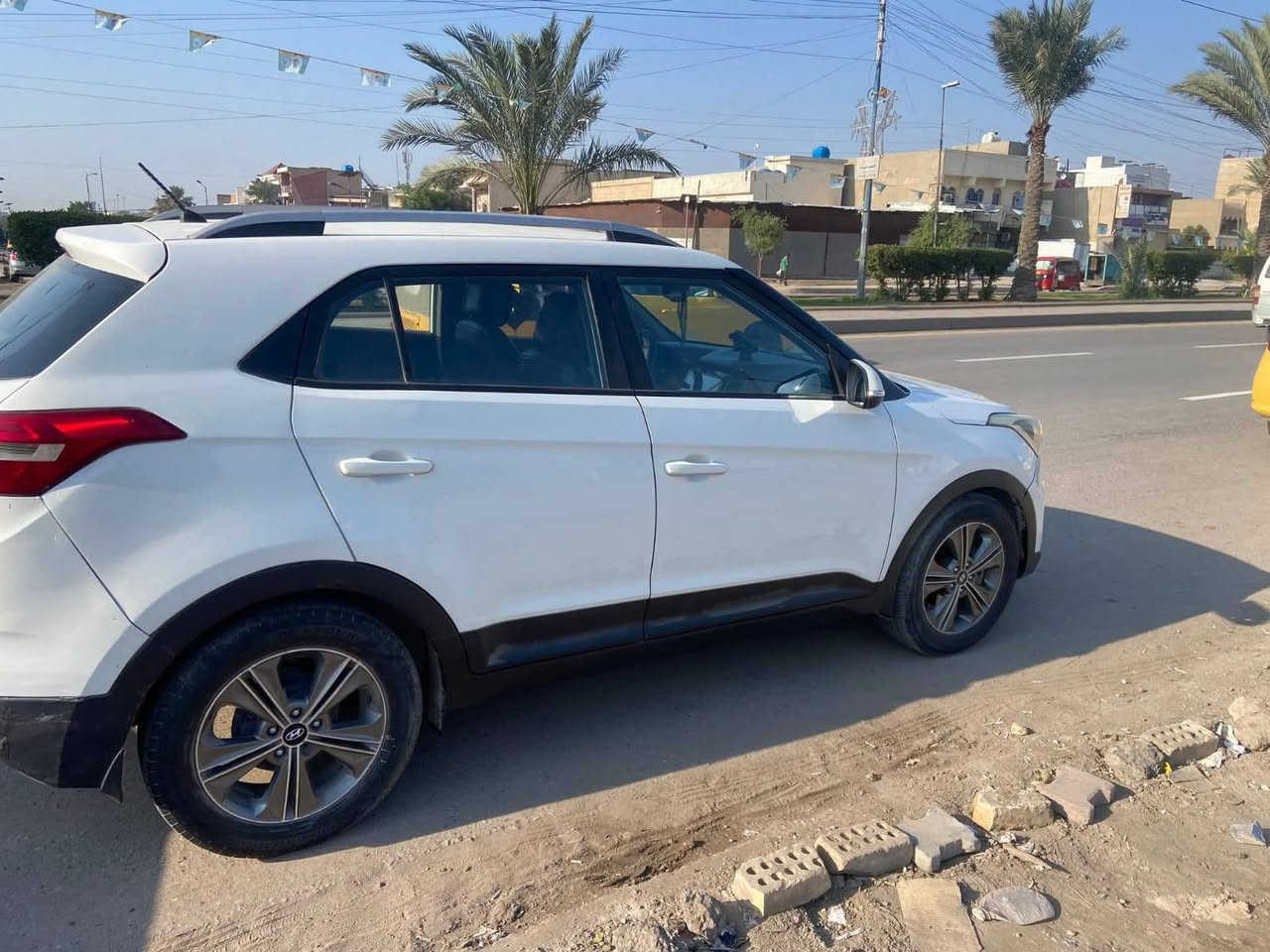 السلام عليكم
هونداي كريتا ٢٠١٧  رقم بصره مشروع وطني بأسمي السياره بيها رشات صغيره اثر تقشر وضربه بالجاملغ الايمن الخلفي باقي الامور مكفوله سونار موجود السعر ١١٥ بيها مجال للبيع او المراوس مكان السياره بغداد ***********

