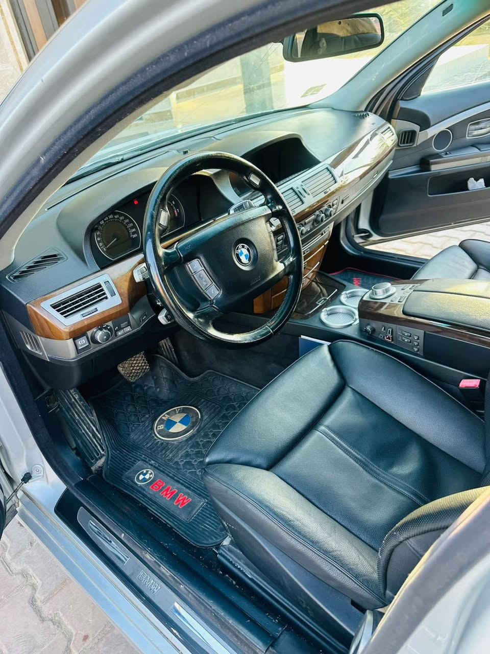 السلام عليكم اخوان موديل 8حجم 30N52تجي فول مواصفات باب  طويل مكفوله من صبغ وتبديل رايد حجم 45فقط مراوس شمالي  او بغداد فقط مراوس اعتذر عن البيع وتحياتي للجميع 
***********
مكاني حله والحچي  يم الخال ميثاق تايه مجيد
