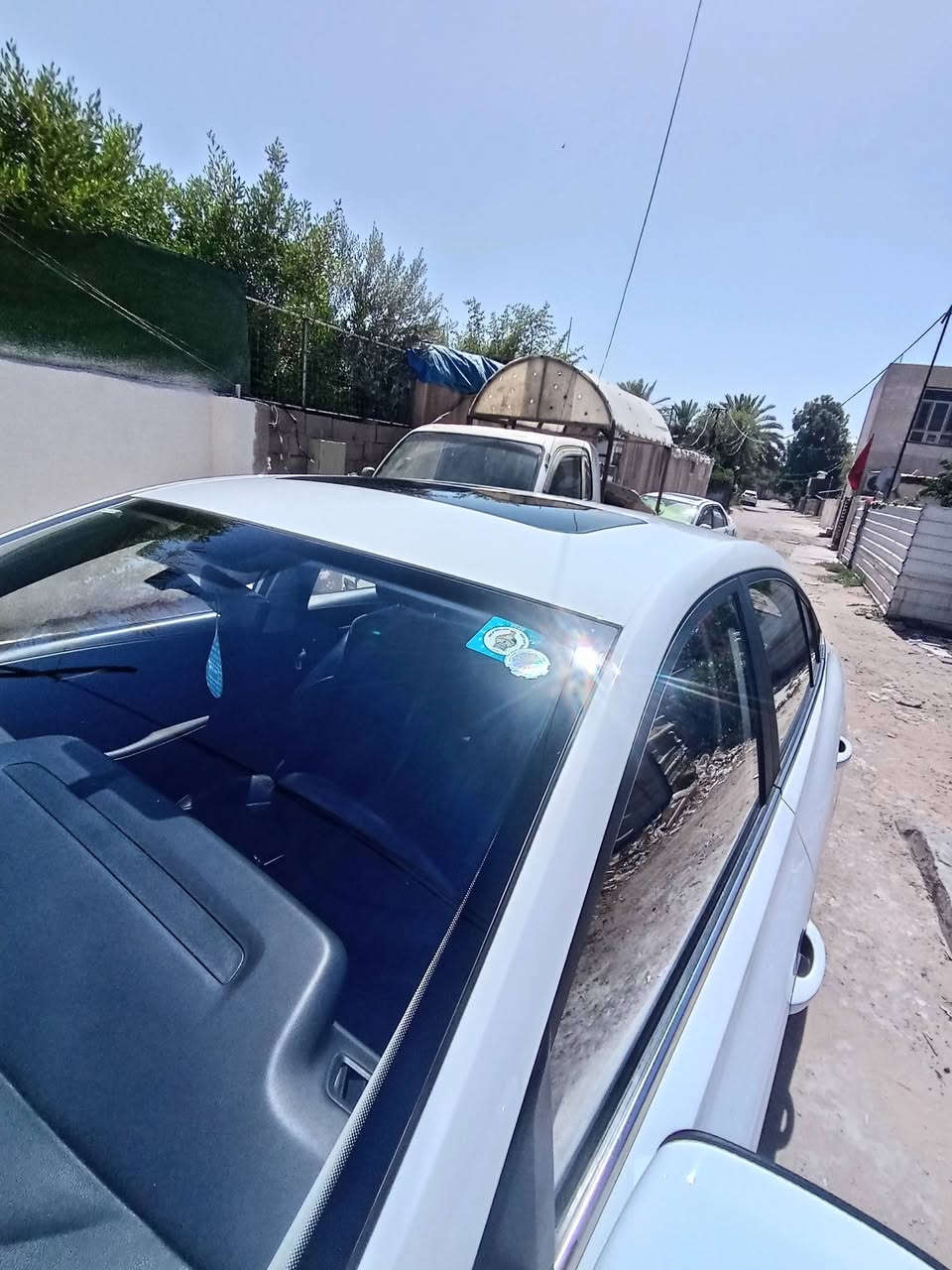 السلام عليكم روي موديل ٢٤ مكفوله عام فول مواصفات السعر ١٠٥ ورقة بيه مجال بسيط باسمي *********** بغداد السيديه
