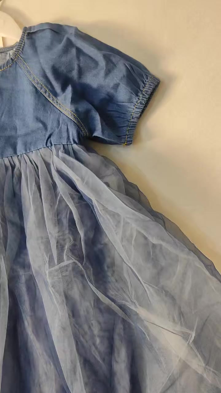 فستان بناتي موديلات العيد يمنا وبس
عمر 4الى6سنه
السعر 8فقط


**إذا كنت صاحب هذا الإعلان وتريد حذفه لأي سبب، رجاءا أرسل رسالة إلى الدعم الفني**