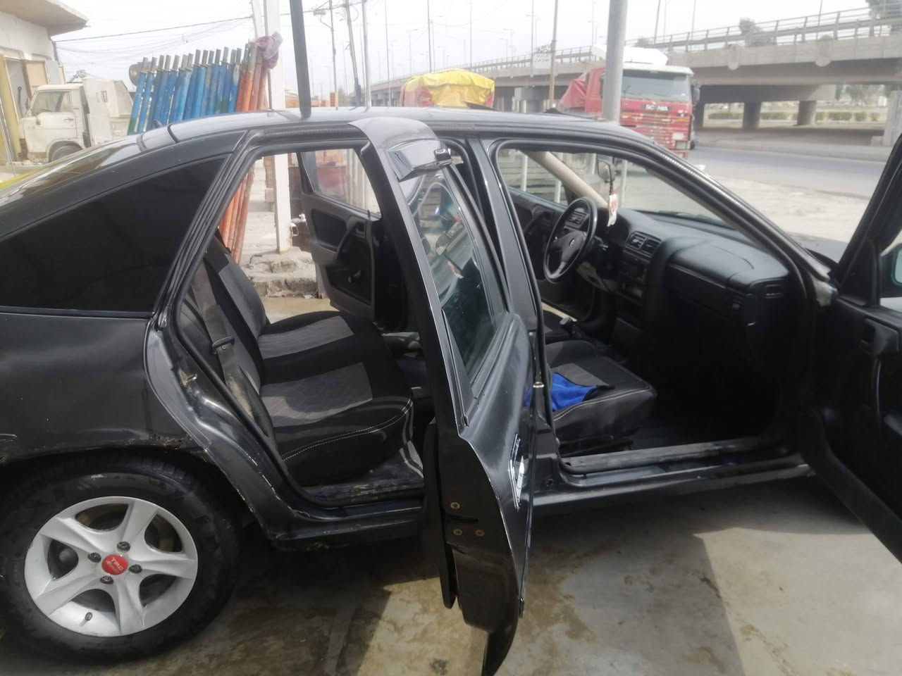 للبيع اوبل فكترى حجم 20 محرك بي اثر نفخ كير شرط رقم نينوى اجنبي السعر 35 بيها مجال وترهم مرواس سياره بدون ضرر وبدون صبغ سياره جاهزه
موصل جانب الاايمن ***********
