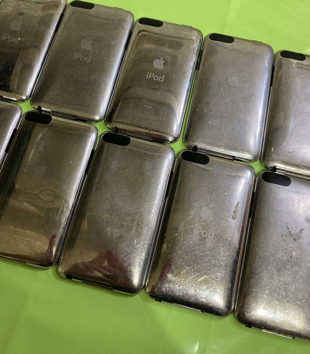 iPod 
أمريكي 
الذاكره 8G
نظيفات 
القطعه 35 الف


**إذا كنت صاحب هذا الإعلان وتريد حذفه لأي سبب، رجاءا أرسل رسالة إلى الدعم الفني**