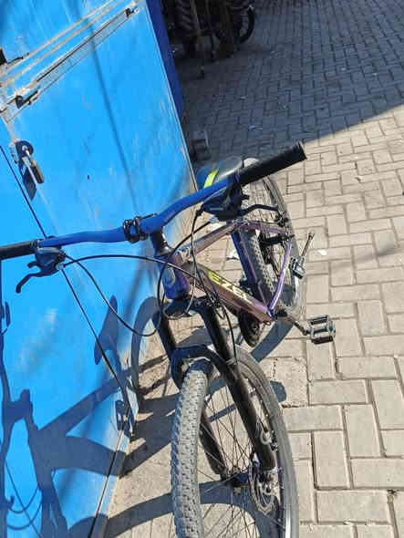 بايسكل برازيلي ☠️
حجم ٢٦ 🤠
نضافته ١٠٠بال ١٠٠ 👌
مكاني بغداد الكفاح 
السعر ١٥٠ 
رقم ***********
