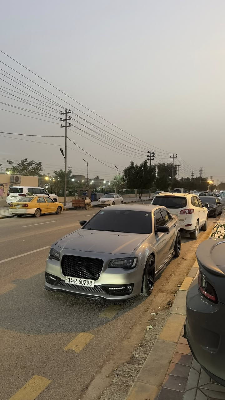 للمراوس بجالنجر فقط
اوباما كلايسلر 2013 محدث 2023 خارج وداخل دشبول
حادثها قبق جنطه 
والسياره بيها صبغ حزام

5700 RT فول للعين عدا البنراما

*********** 

مكان السياره نجف
