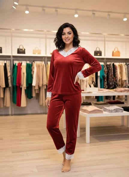 📍 جمله فقط
🤞🤞 تراك نسائي قديفه درجه اوله
سعر الدرزن 72  الف 👆 

  قياسات L - XL -XXL

الدرزن 12 تراك
🔸️يوجد  توصيل🚕 جميع المحافظات 
للتواصل واتساب  📞📞 ***********
تلغرام 
‏https://t.me/kkaff2
