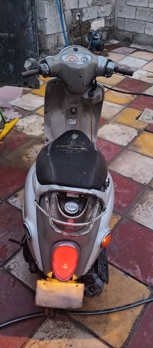 بوليس مراوس بيراني نضيفه حتا لو اطي فرق مكينه جديدة بل باكيت نقواصات دراجا فقط بنجر وكعكة تواصل خاص أو عل رقم ***********
