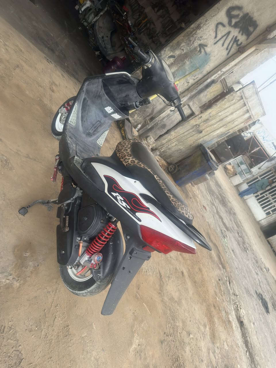 سلام عليكم
ماكس عدله ياباني 
سلف هندر نكره 
بيه تزويد خارجي 
مكينه بلاد بس ولفات مبدل 
ناعمه خرسه متنسمع 
سعر 600بيه مجال حك الجيه 
مكان نجف ابوصخير .
باقي التفاصيل خاص ..


**إذا كنت صاحب هذا الإعلان وتريد حذفه لأي سبب، رجاءا أرسل رسالة إلى الدعم الفني**