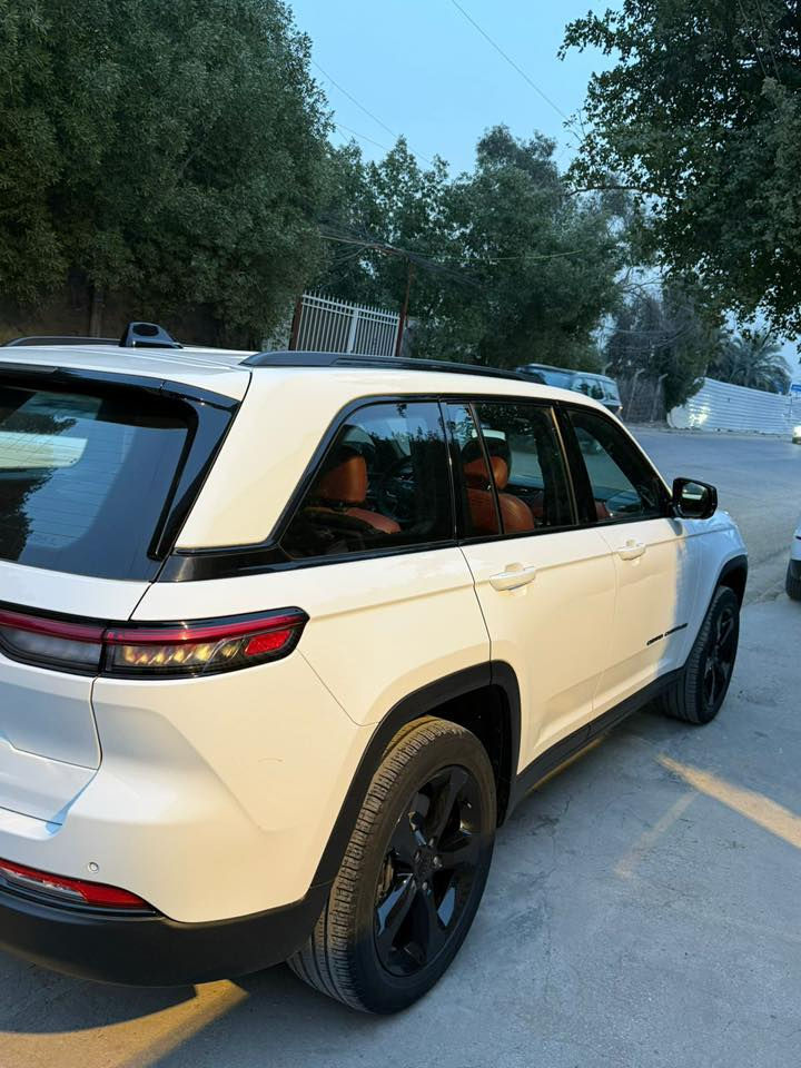 جيب التيتيود هارلم 2023 معروفه

مواصفاتها

ماشيه 54 الف كيلو

بعدها ع ضمان الشركه

مغلفه

ppf

بيها شخط بلباب  وباب بي بارد موضح بلصور جوة الشخط سعرها 34,500 وبيها مجال

مكانها بغداد شارع فلسطين


**إذا كنت صاحب هذا الإعلان وتريد حذفه لأي سبب، رجاءا أرسل رسالة إلى الدعم الفني**