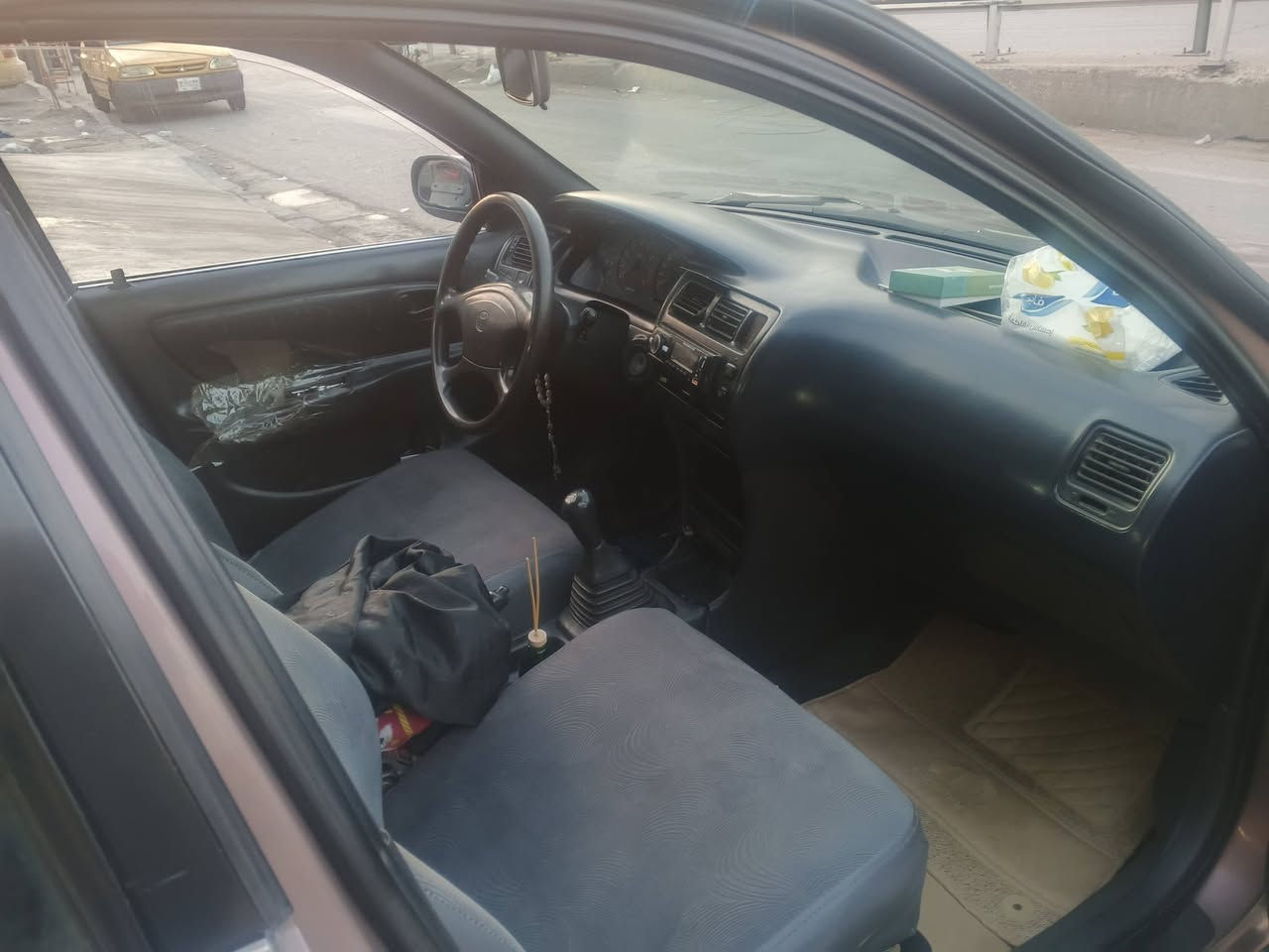 السلام عليكم
كورلا 1992يسرى بلاد 
تبريد تدفئه شغال 
صدر امامي خلفي تخم تأير باتري جديد 
رقم هزه سنويه بغداد جديد 
بدون ضربه 
للاستفسار ***********
