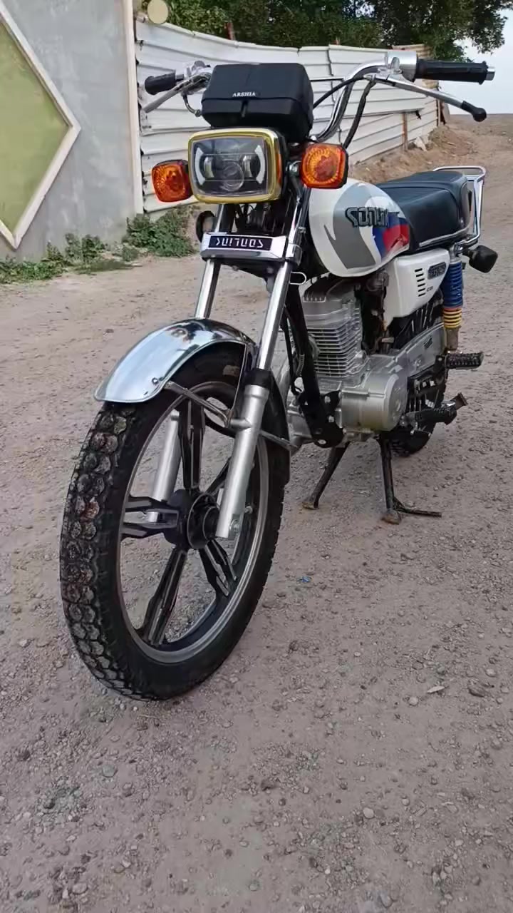 سلام عليكم اخوان من رخصت المدير طبعن دراجه ايراني سونك اوراق اصوليه موديل 2025 كلش حلوه ونضيفه كفاله  الدراجه السعر 550 وبيه مجال لطيبين استفسر اتصال ***********
***********@
