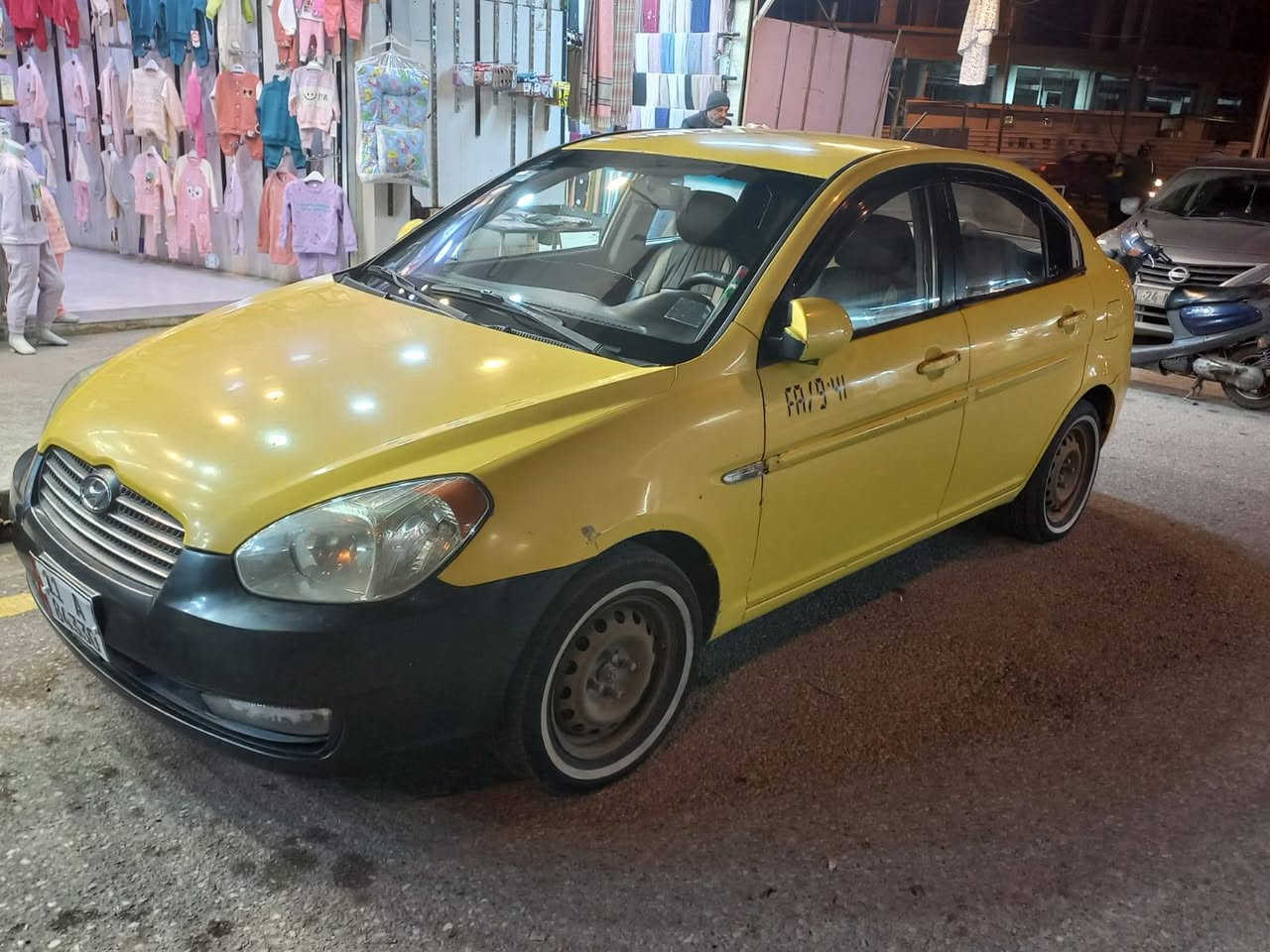 بيع مستعجل🏃 نقد فقط 
اكسنت كوري 🇯🇵
محرك =16
كير توماتيك 
سيارة بدون ضرر فقط تلقيطات تكسي افحص وشوف بعينك 
طخم حدادية كلو جديد 
تدفئ🔥تبريد ❄️
رقم بغداد ال دولي 
هيئة + غرامات صفر =0
شاشا +كامرة +سستم سماعات مضخم صوت 
السعر.... 85 ...وبي مجال بسيط 
***********
***********
