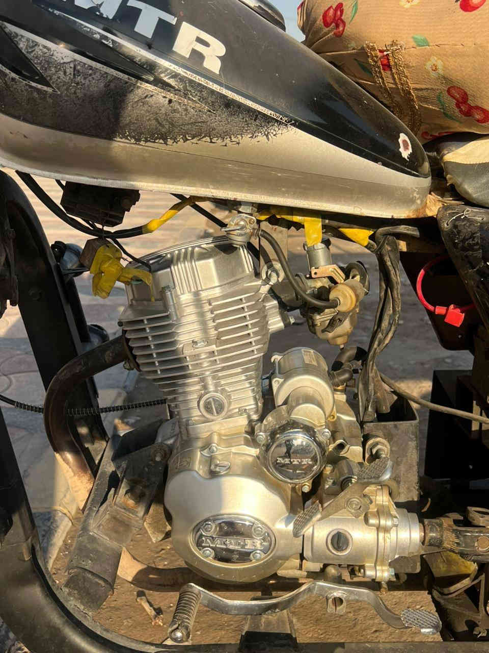 ستزته
السلام عليكم اخوان
للبيع ستوته MTR موديل 2021
اوراق بسمي اصولي 
مكينه جديده وتخم تاير جديد مكفوله من كلشي بدي نضيف
السعر. 2100 وبيهه مجال للطيبين 
للاستفسار الاتصال
***********
مكاني نجف
