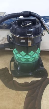 مكنسة كهربائية • استعمال قليل • حي الشيماء