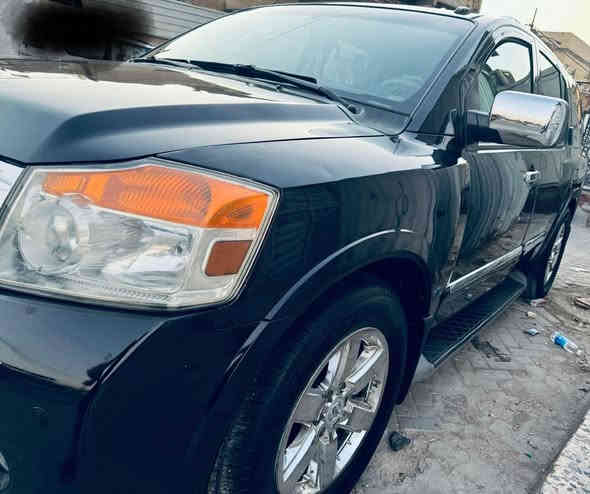 السلام عليكم نيسان ارمادا موديل 2012 فول /1/1 جلد بصمه فتحه محرك 8 سلندر/ كشنات كهرباء / خزن ميموري /  ترحيب / جنطه كهرباء/ مري شفط / ويل كروم نيكل / تخم تاير جديد / صدر امامي خلفي جديد/ رقم بغداد دولي جديد  / ابسمي  بيها 3 قطع صبغ  وباقي السياره مكفول سعر 145 / رايد مراوس  /للاستفسار الاتصال***********
