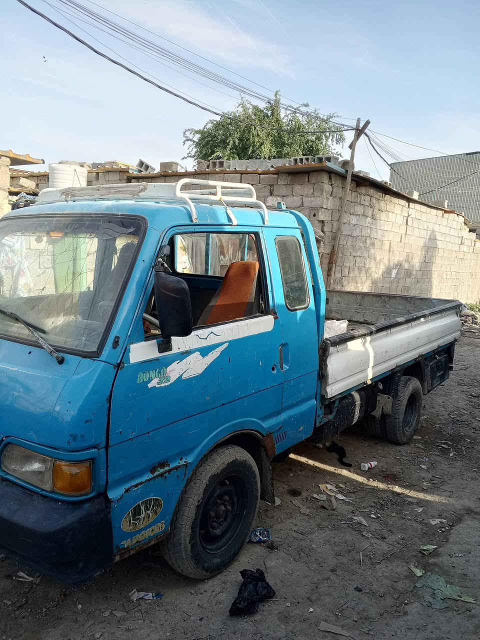 سلام عليكم سياره للبيع كيا بنكو موديل 96مكينه شاصي شعار بسمي قماره بلاديه نقصهه ترتيبات مكاني جسر ديالى القديم السعر 57وبيهه مجال ***********
