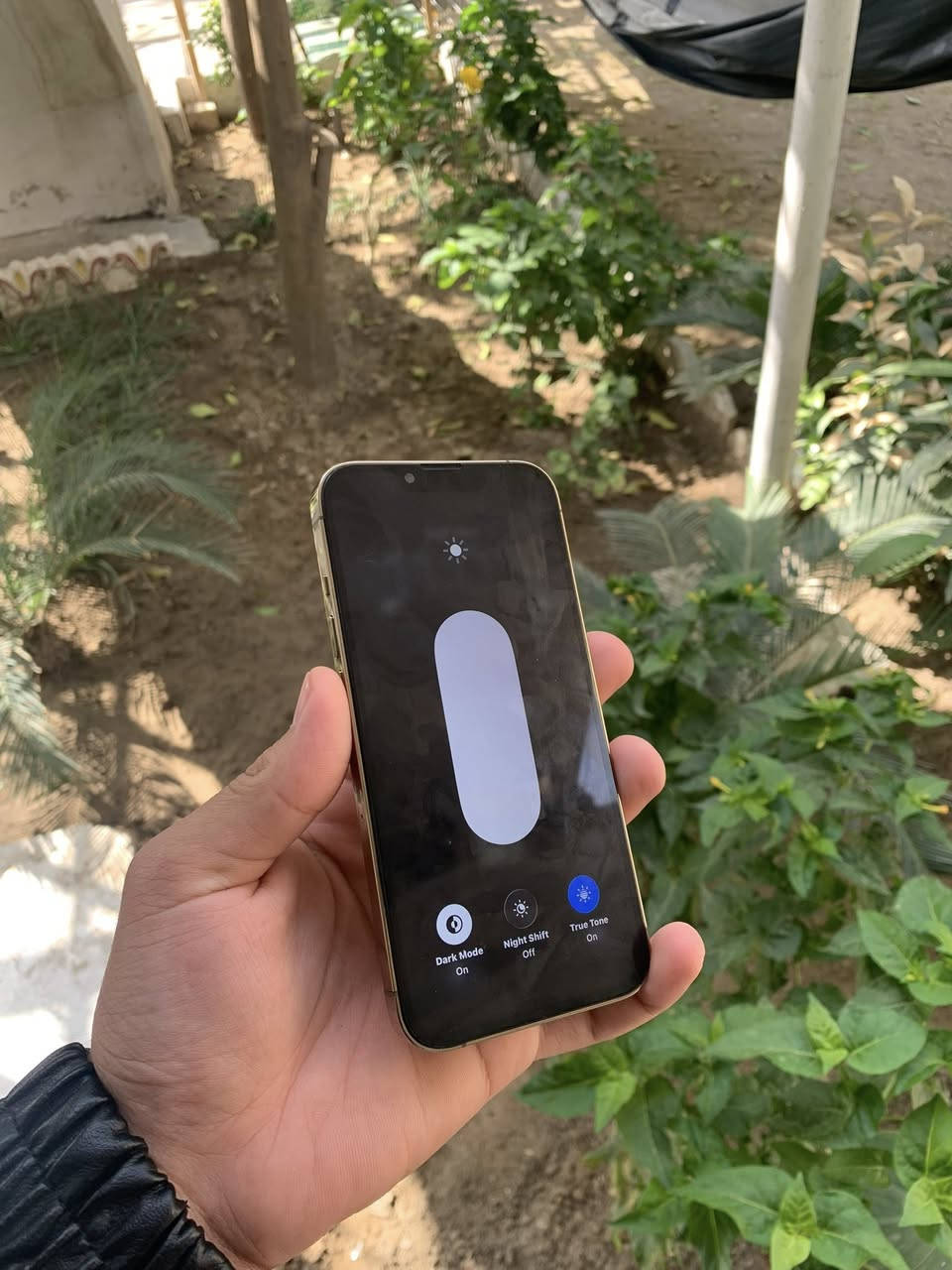 السلام عليكم ايفون 13pro كله شغال ذاكرته 128 بطاريته 77 مبدل شاشه تفصيخ و ضهر احسن نوعيات ممبينات اصلا ويا كفر تكدر تخلي صورتك بي والسلفي بيها وصخ شويه ما مبين السعر 420 مكاني بغداد حي الجامعه الرقم (***********
