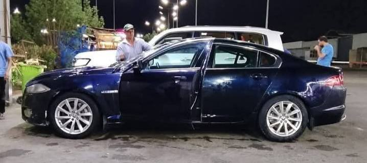 سلام عليكم
جاكور 
5 بصمات... 
برده خلفيه 
فتحه بل قمار.. 
مكينه ثنين ونص توني شاده 
بدون سنويه بس الوحات 
سعره  30 مروس عادي  مكان ذي قار  ***********
