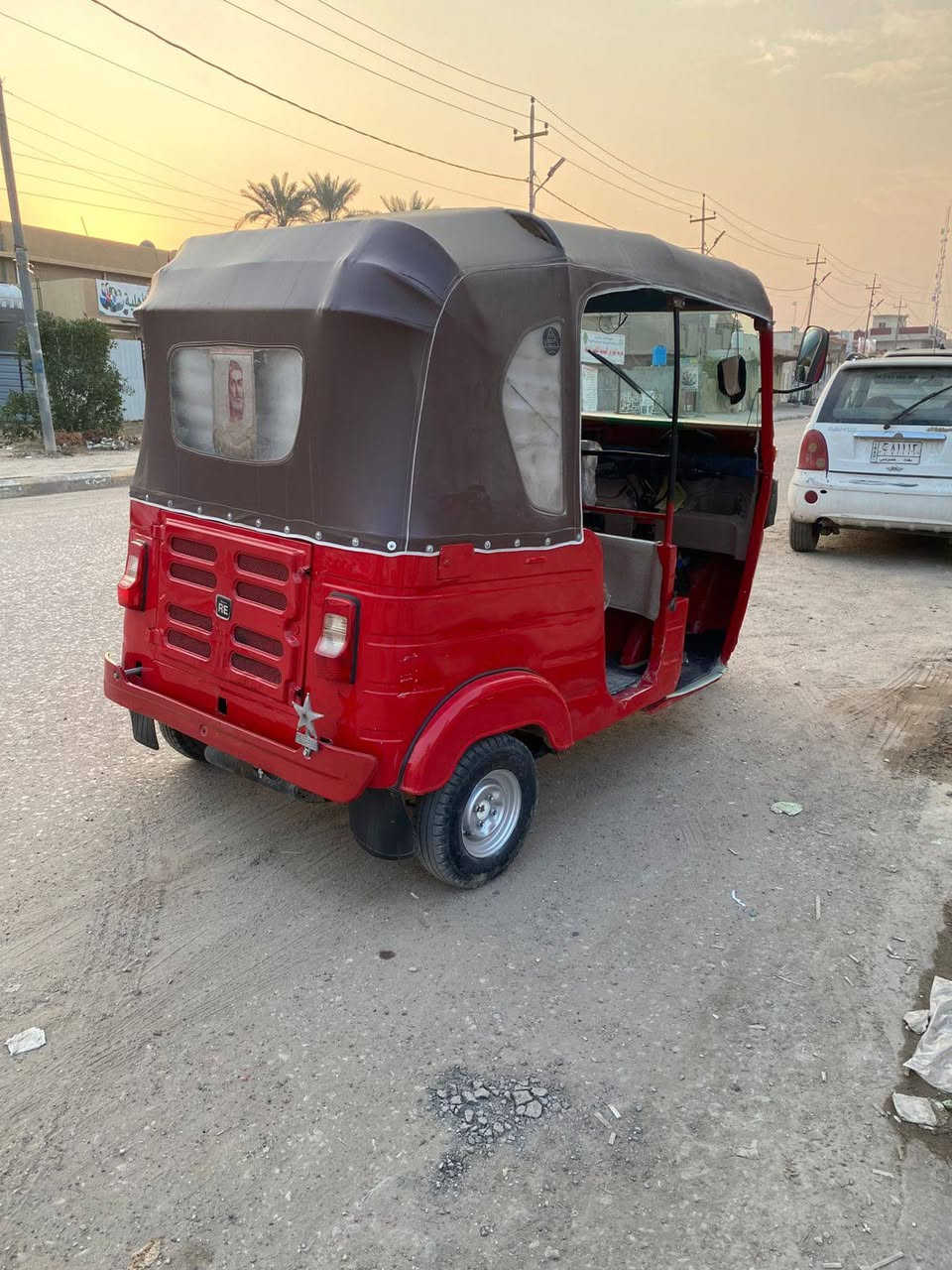 سلام عليكم تكتك للبيع 2017تعمير جديد اوراق كامله  لمحرك يخبل سعر 3600وبيه مجال لستفسار *********** مكاني صويره
