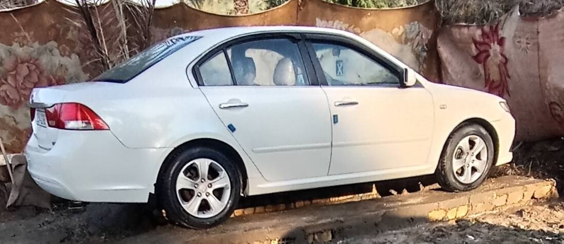 السلام عليكم للبيع كيا اوبتما موديل ٩ خليجي مكفولة مواصفات تحكم ستيرن بلاجكتور كامرة شاشة حساسات خلفيه 5تجاوي رقم قادسية انكليزي تحويل ثاني يوم مكانها الديوانية الشراي يتصل عل رقم *********** او مراسلة الصفحة
