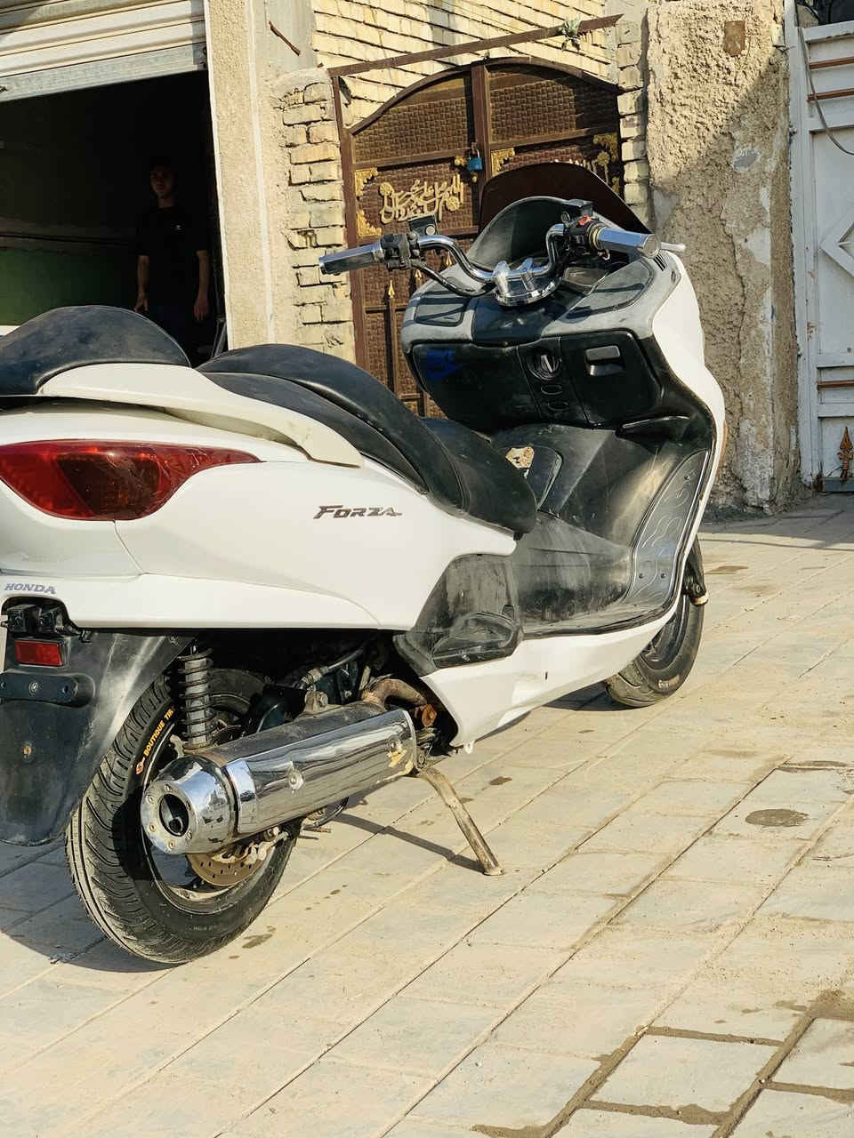 البيع فورزه صفر8  عميه بلاد دراجه مكفوله مكينه مامفتوحه كله شغاله مابيه اي نقص بكاني شعب وراقه كامله سعره1100 وبيه مجال  شراي يتصل ***********
