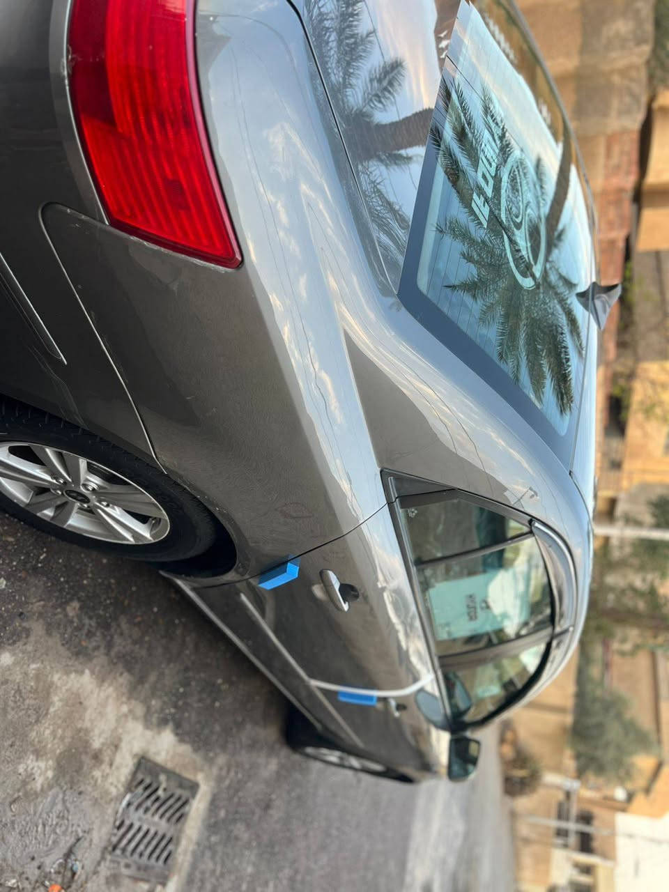 االسلا عليكم من بعد اذن الدمن المحترم للبيع سوناته موديل 9 وارد امريكي كلين بدون قطرت صبغ بدون صبغ اخوان السياره وضع شركه بيه بارد مكانين فقط محرك 2400 دوش ترايك للبصره  بسمي تحويل مباشر جاهزه من صدر تخم تاير تبريد تدفه الشراي  يتصال مكاني المحموديه  *********** السعر 135بيه مجال بصيط
