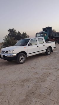 نيسان البيع موديل 10 مكفوله كفاله عامه سياره جاهزه من كلشي مكينه كير خ...