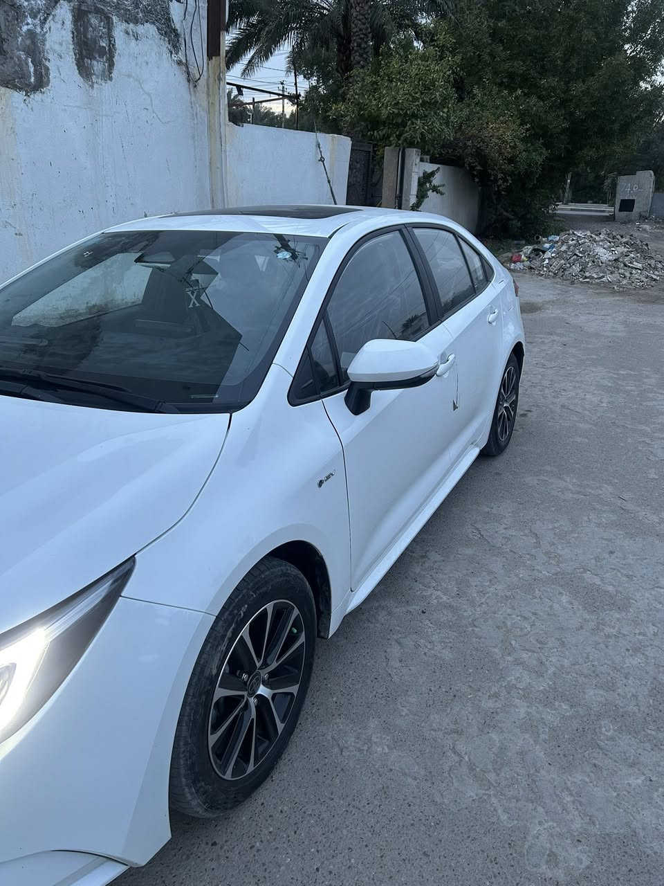 السلام عليكم 
كورلا هايبرد 2025 
مكفولة كفالة عامة 
ماشية 29 الاف
بغداد ب اسمي 
السعر 155 مجال بسيط
***********
