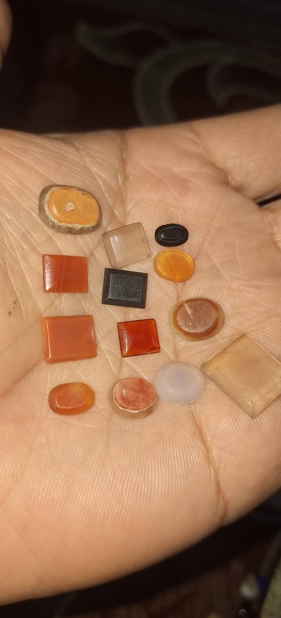 مجموعة من العقيق اليماني القديم والجزع القديم للبيع للتواصل خاص


**إذا كنت صاحب هذا الإعلان وتريد حذفه لأي سبب، رجاءا أرسل رسالة إلى الدعم الفني**