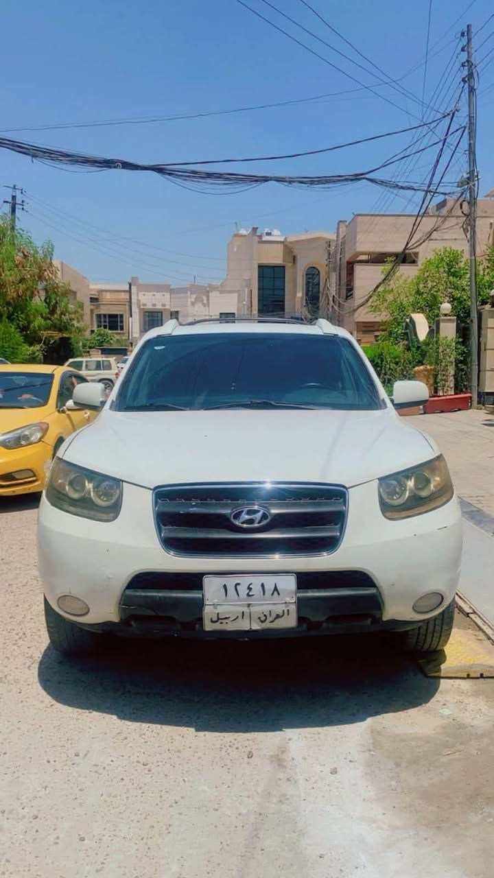 سنتافي للبيع موديل 2008 خليجي
بدون صبغ 6 سلندر 
فتحة كشنات جلد + كهرباء 
شاشة + كاميرا 
السيارة جاهزه من كلشي 
رقم اربيل شرط التحويل او الوكاله 
سعر 107$ وبيها مجال 
عنوان بغداد المنصور 
‭***********‬
