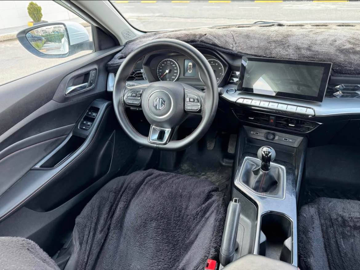 MG 5
مؤديل 2024
گير عادى  شاشه كاميرا
ڤؤليؤم ABS چار جام كاره باى
تعديل سورعه به سه درگا به سه مه شاشه كاميره 
زؤر مواسه فاتى تر  فول كه ماليات بئ بؤياغه 
ده عامى بؤ ده عامى به شه رت 
ته نها يه ك پيدى ئارى هه يه 
سعر  /.🔥  ٩٥  💵
*********** /  ☎️ أربيل, العراق
