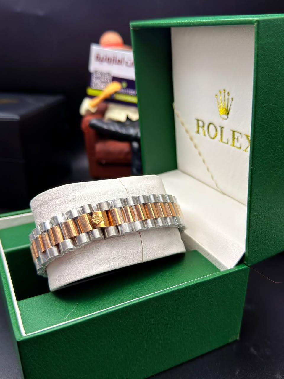 ساعه روليكس روز كولد
بلون مميز جدا 
منفذ تاريخ 
المكينه يابنيه كوارتز 
ضد الماء 
طلاء ثابت والزجاج زفير واضح التفاصيل 
سعرها 35 
ادمن وافق اخيك


**إذا كنت صاحب هذا الإعلان وتريد حذفه لأي سبب، رجاءا أرسل رسالة إلى الدعم الفني**