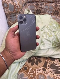 آيفون 12 برو • ٢٥٦ • ظهره مكسور