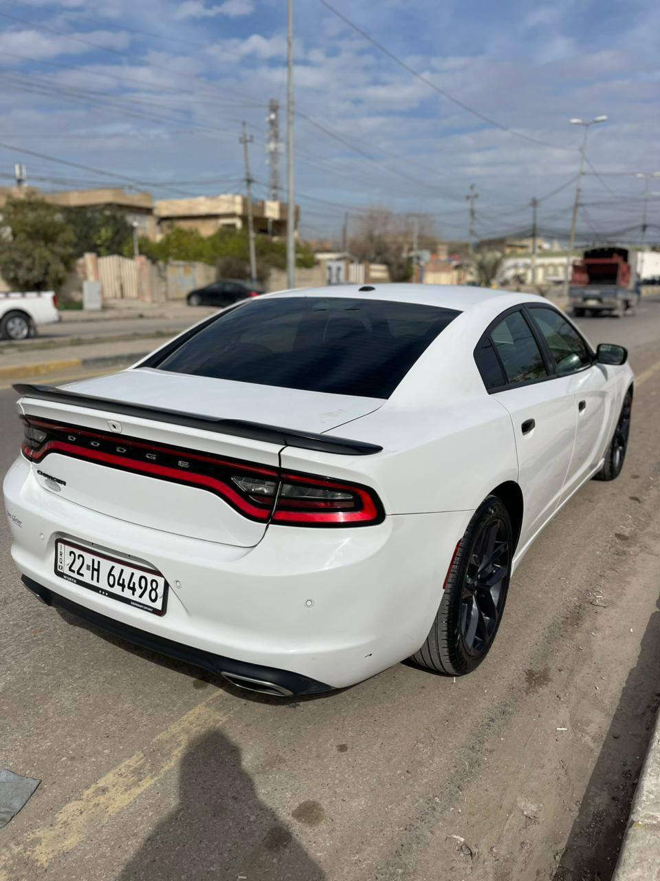 للبيع جارجر 2019 Sxt مواصفاتها المعروفة 6سلندر محرك كير شرط سياره جديده مال بيت ماشيه 65 mi  ضررها جاملغ باب خلفي بدون دواخل بدون ارباك السعر 220
مكان السياره موصل 
***********
***********
