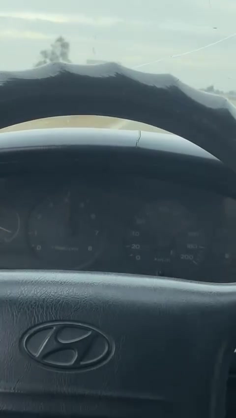 السلام عليكم سوناتا تو موديل 93سياره جديده بمعنه الكلمه ترايك وين ميعجبك تبريد ثلج كير محرك كفاله كهربائيات كلها شغاله صدر امامي خلفي كله جديد سياره مكفوله من طخه وضربه مصبوغه الجماليه  رقم بغداد تحويل ثاني يوم مكان سياره ديالى بعقوبة الاستفسار *********** متوفر ع خاص
