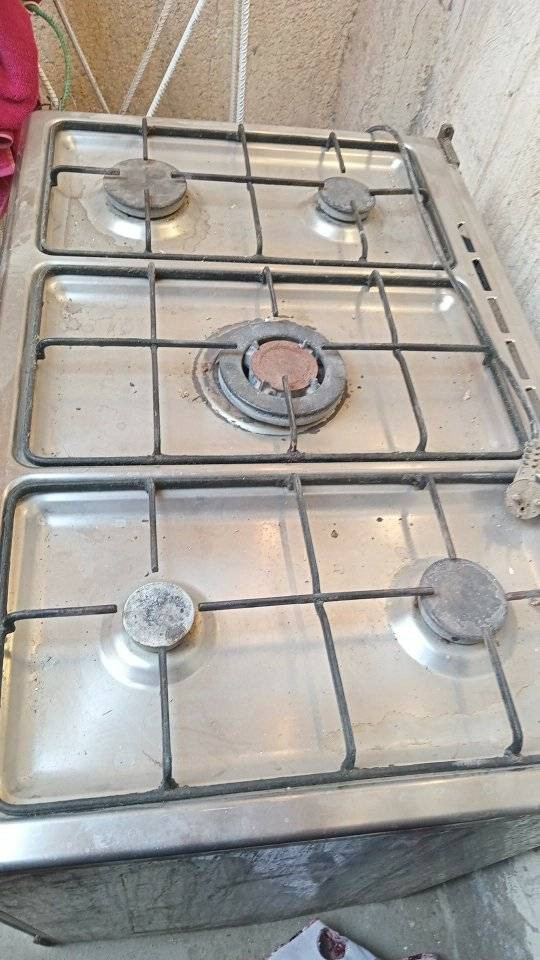 طباخ شغال 5عيون وفرن ع فحص جدا نظيف ب165
نجف


**إذا كنت صاحب هذا الإعلان وتريد حذفه لأي سبب، رجاءا أرسل رسالة إلى الدعم الفني**