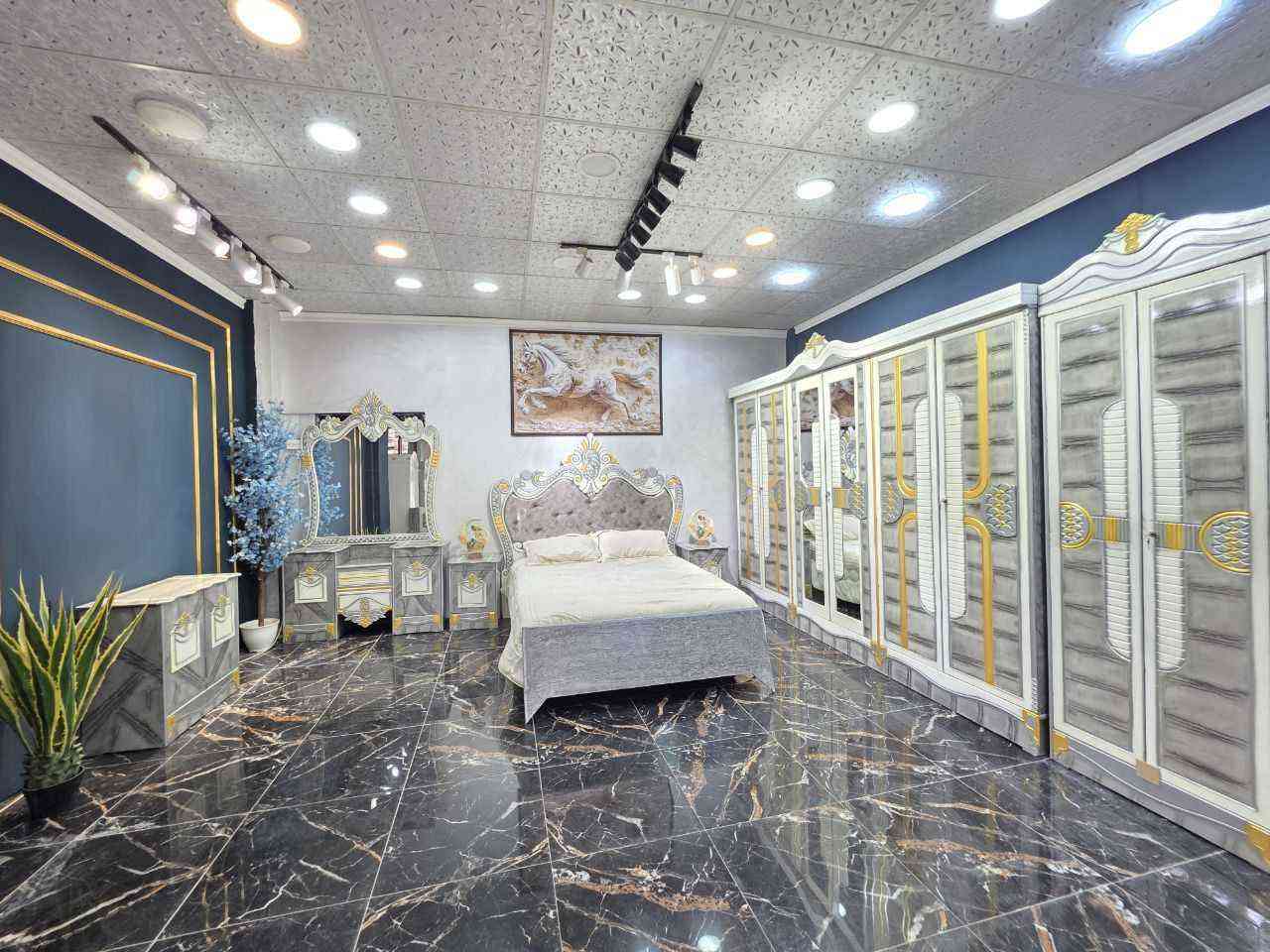 ⚜️تفاصيل الغرفة ....⚜️ 950 الف

صاج خارج ٤ملم ام دي اف 🪭
وداخل صاج ٣ملم 
صبغ مرمري درجة اولى 

عدد القطع  ٧ قطع 😍
1 //جرباية  قياس  ١٦٠ × ٢٠٠ 
2/ميز جانبي ايسر قياس ٥٠
3// وميز  جانبي  قياس ٥٠
4/ زاوية ارتفاع مترين عرض ٨٠
5// وميز بلازمه  
6//وميز مراية ارتفاع مترين عرض ١٢٠
7// وكنتور ٦ باب  ارتفاع مترين و١٥ طول ٣ متر و١٥

القطعه الثامنة حسب الطلب 

(توصيل مجاني مركز بغداد )
التوصيل يشمل الشد مجاني 🔥
(اطراف 
باقي المحافضات حسب البعد بغداد, العراق


**إذا كنت صاحب هذا الإعلان وتريد حذفه لأي سبب، رجاءا أرسل رسالة إلى الدعم الفني**