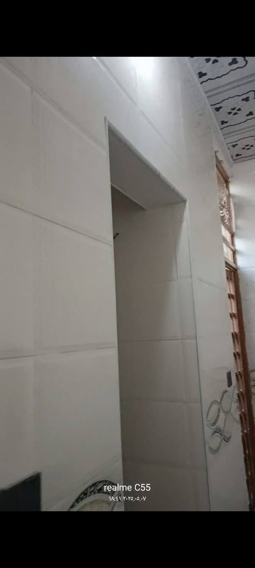 بيت 🏠 50 متر خلف الحر منطقه
الرشديه مقابل مؤسسه الايتام بشارع

 منتجع الشكرجي بناء حديث

 كونكريت مسلح 

تفاصيله طارمه وصحيات واستقبال

 وصاله ومطبخ ومنور وحمام المساحه

 50 متر بناء مال العام جديد سند 25

 اقرار محكمه طابق واحد

الاستفسار ***********
