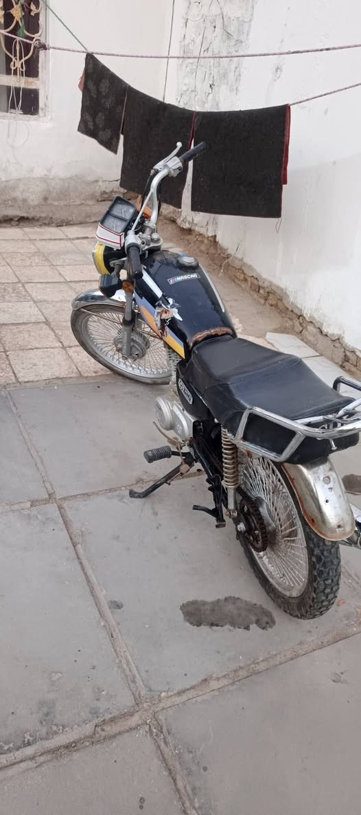 دراجه للبيع شاصيها ٢٢ اوراق سكنر تعمير جديد محرك ١٩مامفتوح.
مكاني بابل الشوملي ***********
متواجد عالفيس
