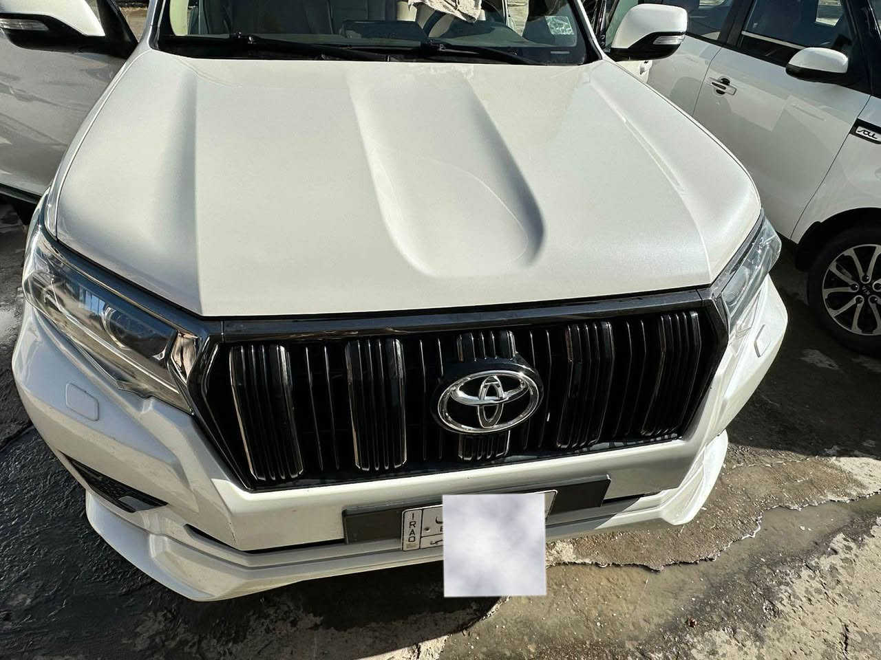 للبيع برادو TX موديل 2021 مدنايت وكاله  سبير متنازل
 مكينة 6 سلندر (4000) 
رقم بغداد سنوية باسمي تحويل مباشر ماشية 110 الف 
السيارة مكفولة من الصبغ والبارد والتبديل والتعديل
ولا قطعة مفتوحة 
فتحة بصمة شاشة  حساسات تحكم جهتين 
كراسي كهرباء 
 شاحن طفاية تشغيل 
عن بعد هوك سحب دبل تانكي كروس سرعة  

السعر / 440 وبيها مجال 
للاتصال او وتساب / *********** ديوانية, القادسية
